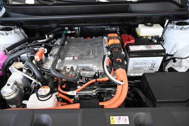 New 2026 Toyota C-HR AWD/4WD image 31