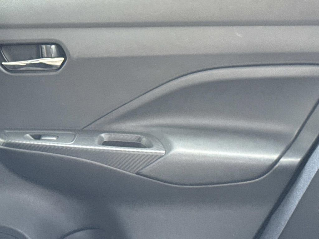 Used 2025 Nissan Versa SV FWD image 14