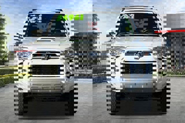 Used 2020 Toyota 4Runner TRD Off-Road image 10