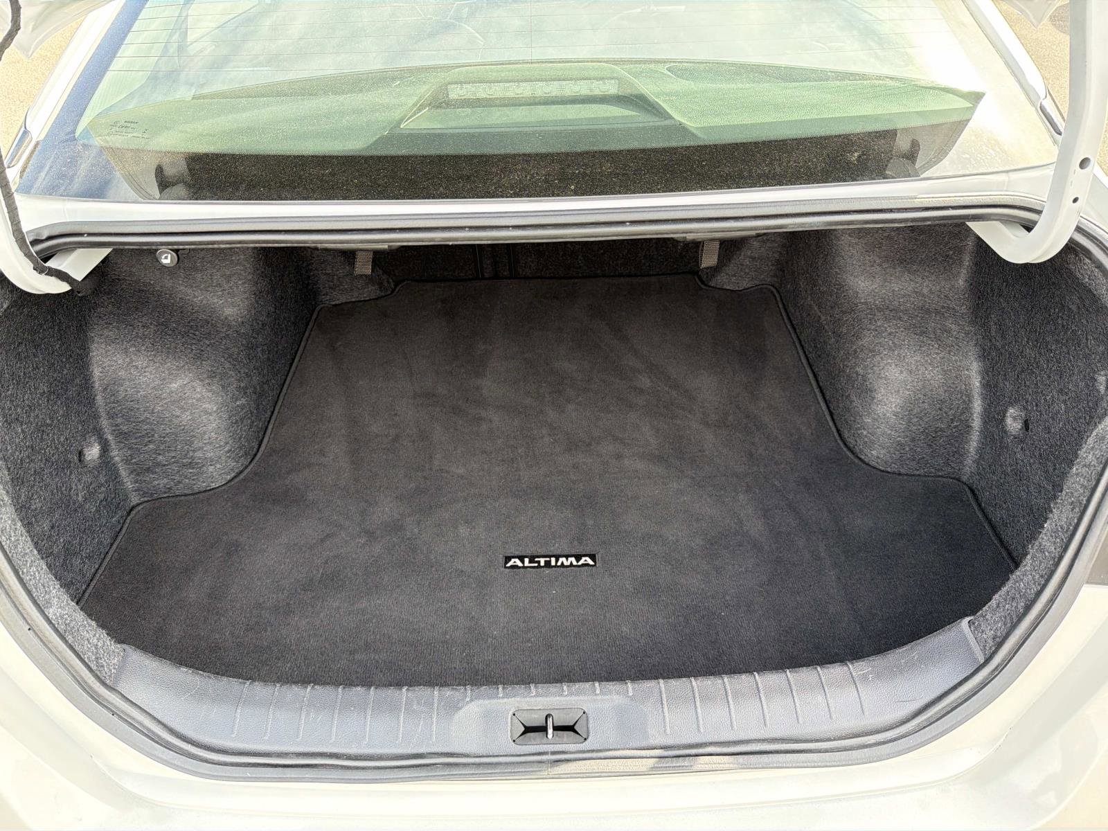 Used 2024 Nissan Altima 2.5 SR image 23