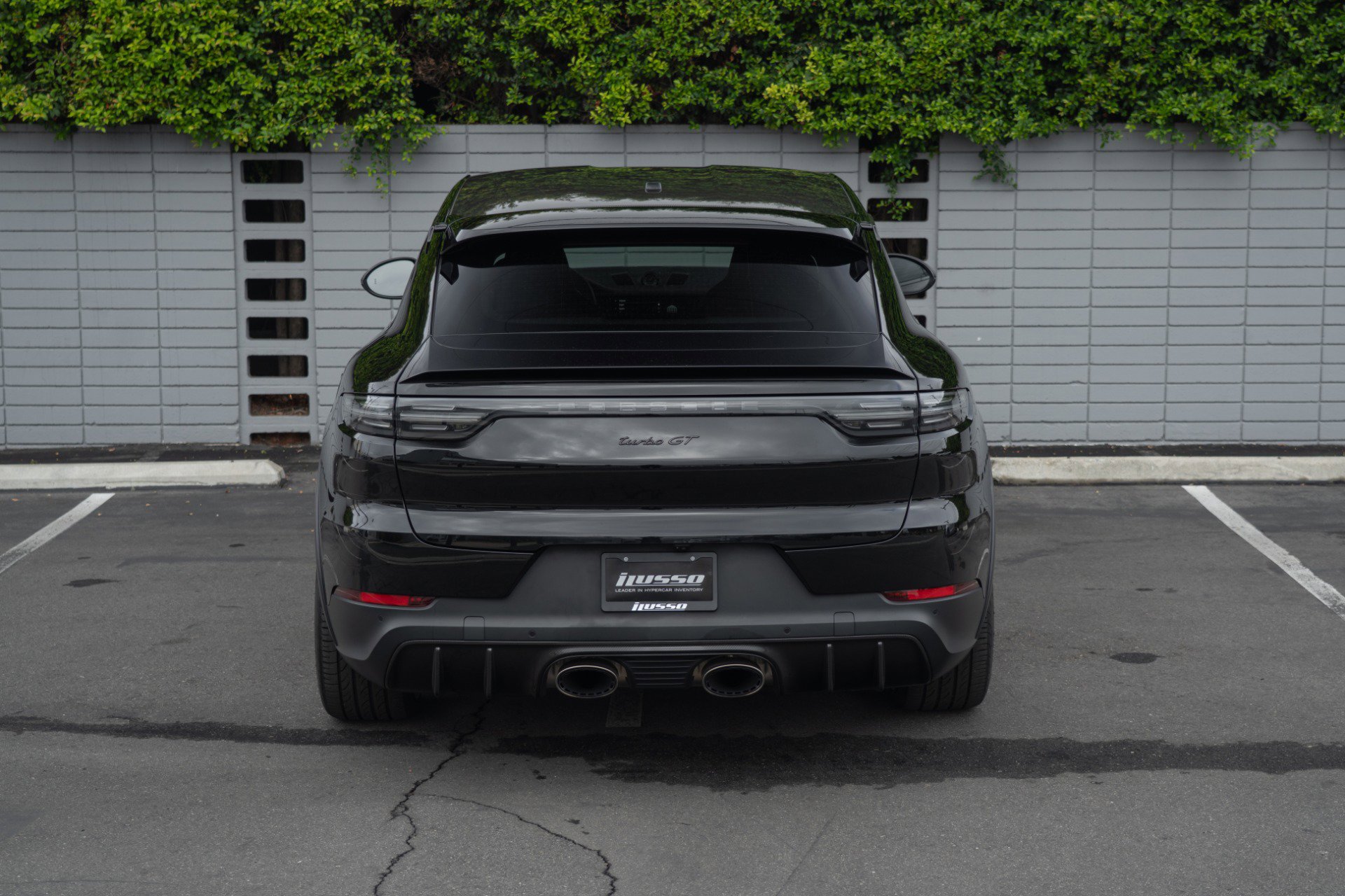 Used 2023 Porsche Cayenne Turbo GT image 3
