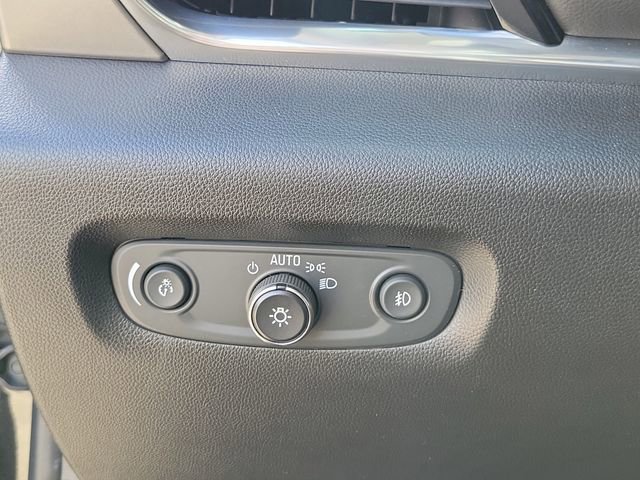 Used 2020 Chevrolet Traverse RS FWD image 30