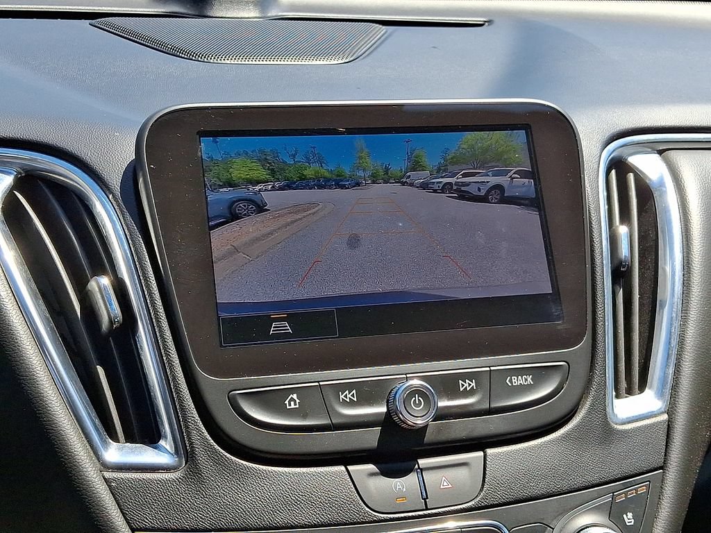 Used 2024 Chevrolet Malibu LT FWD image 18