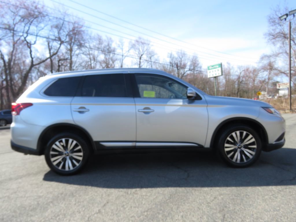 Used 2020 Mitsubishi Outlander SEL image 4