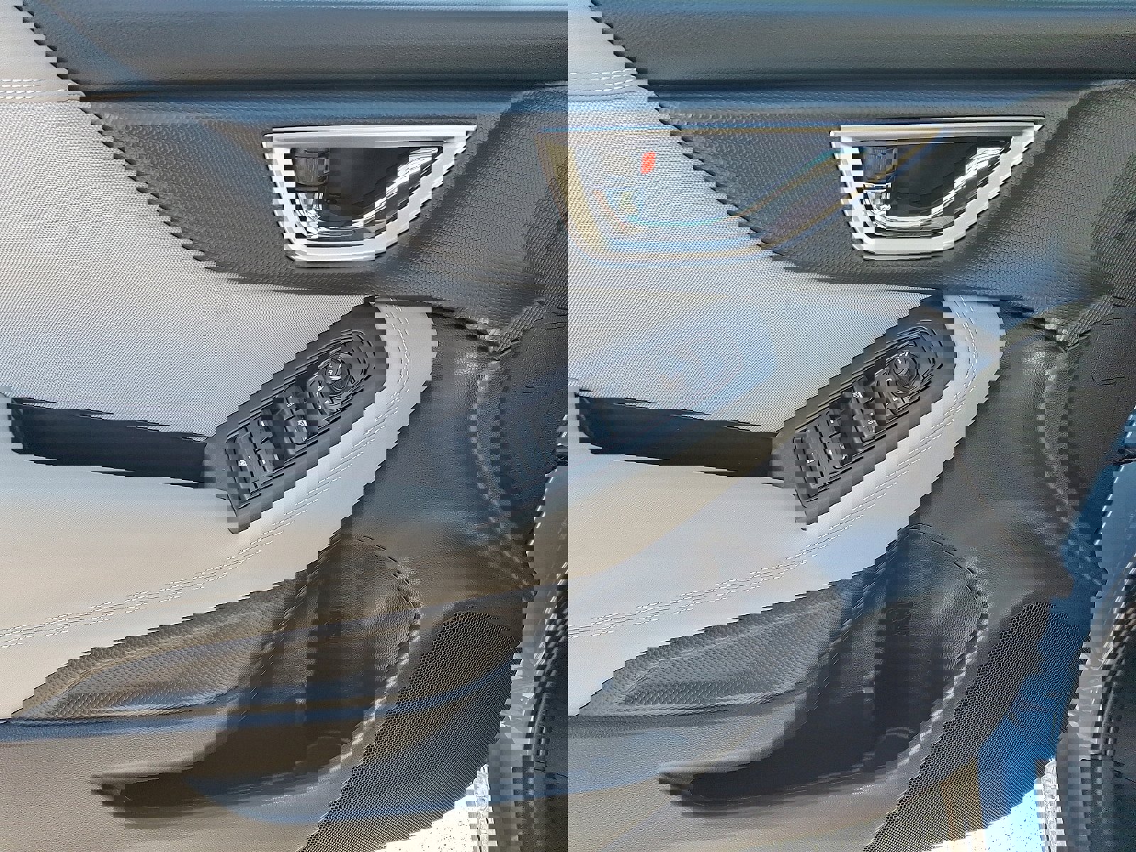 Used 2022 Subaru Forester Premium image 12