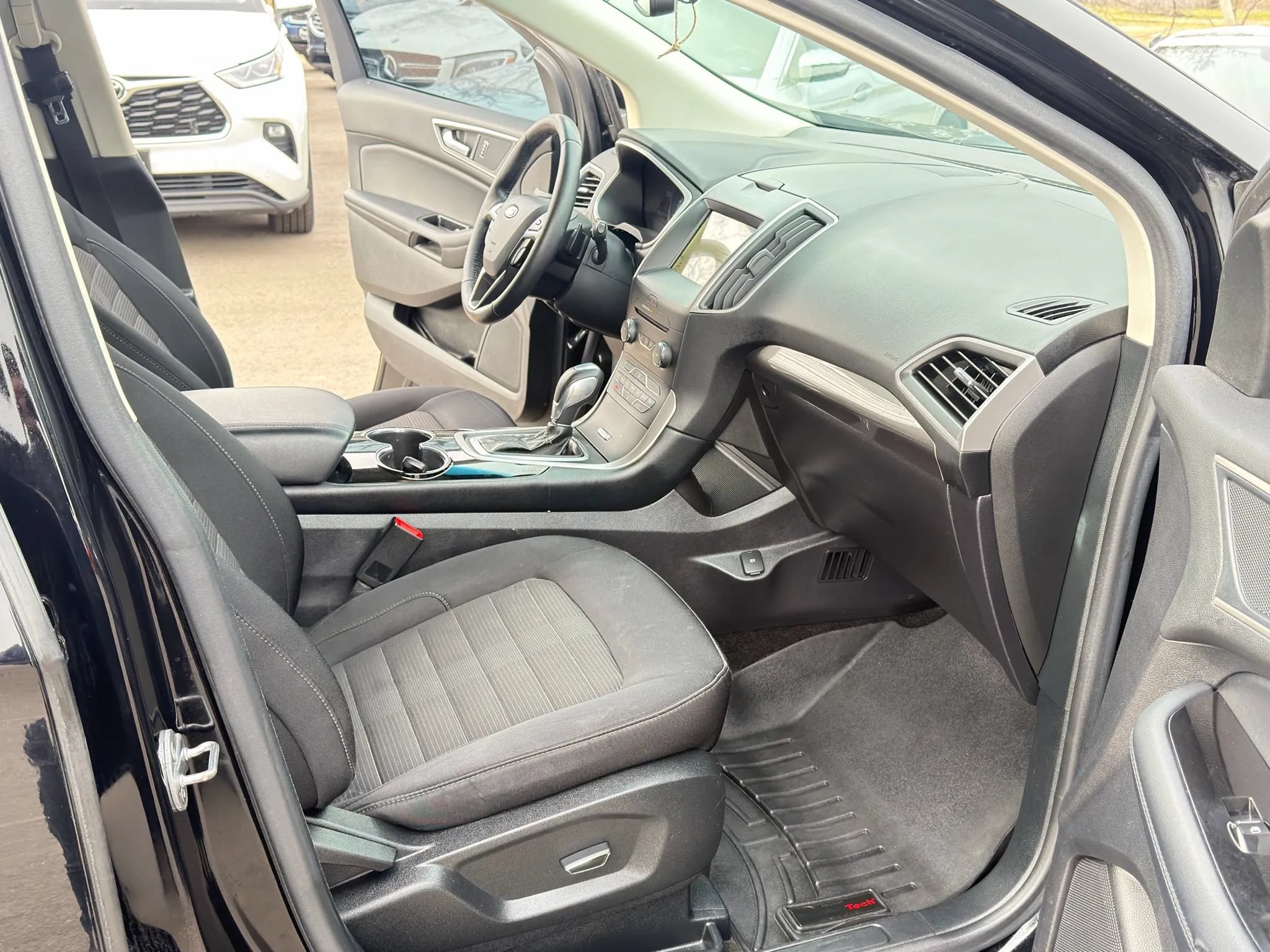 Used 2018 Ford Edge SEL w/ Canadian Touring Package AWD/4WD image 13