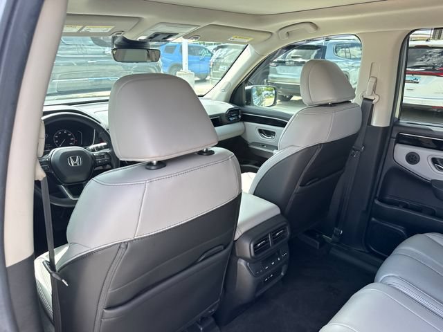 Used 2025 Honda Pilot Touring image 30