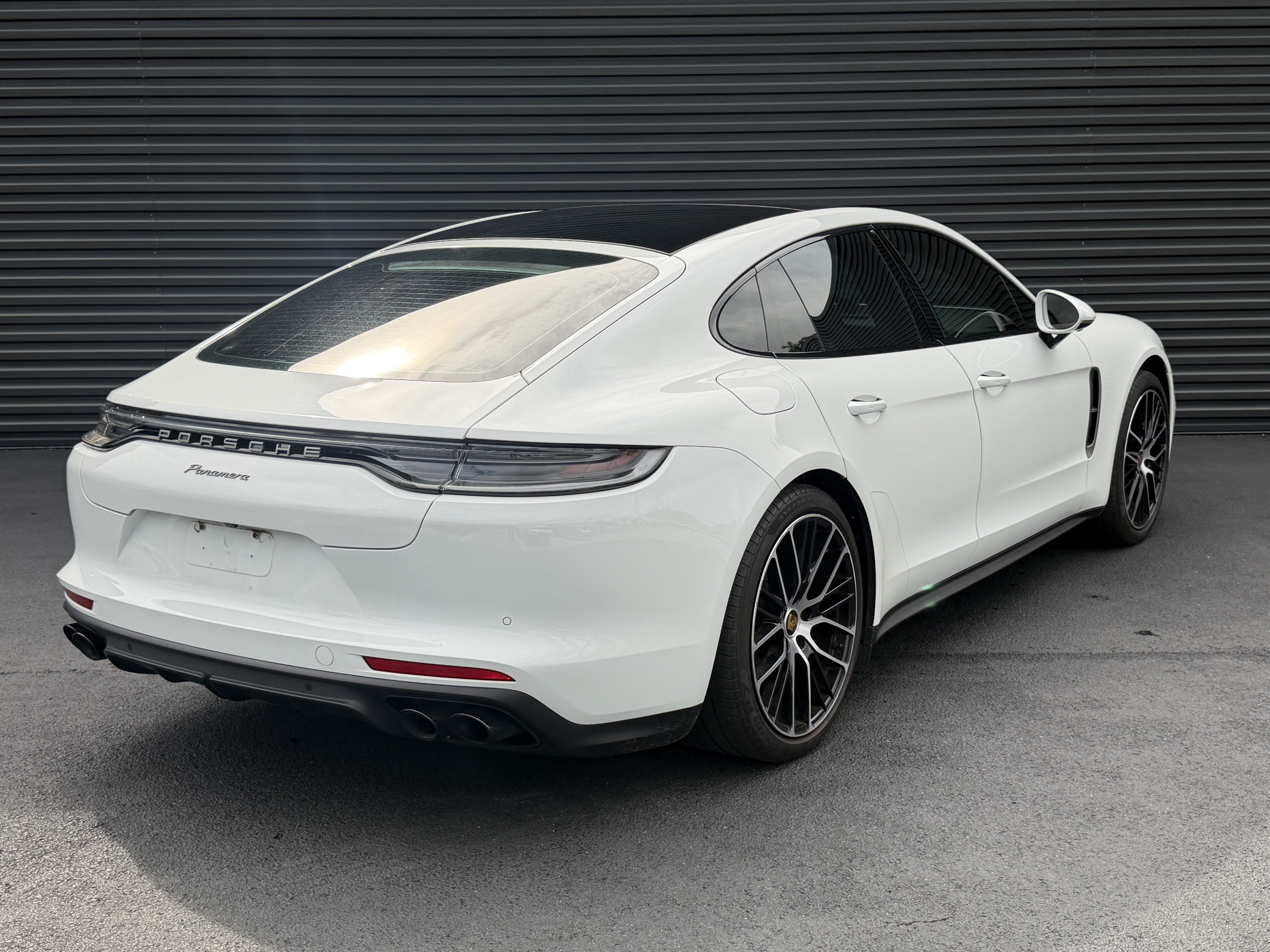 Certified 2023 Porsche Panamera Platinum Edition RWD image 9