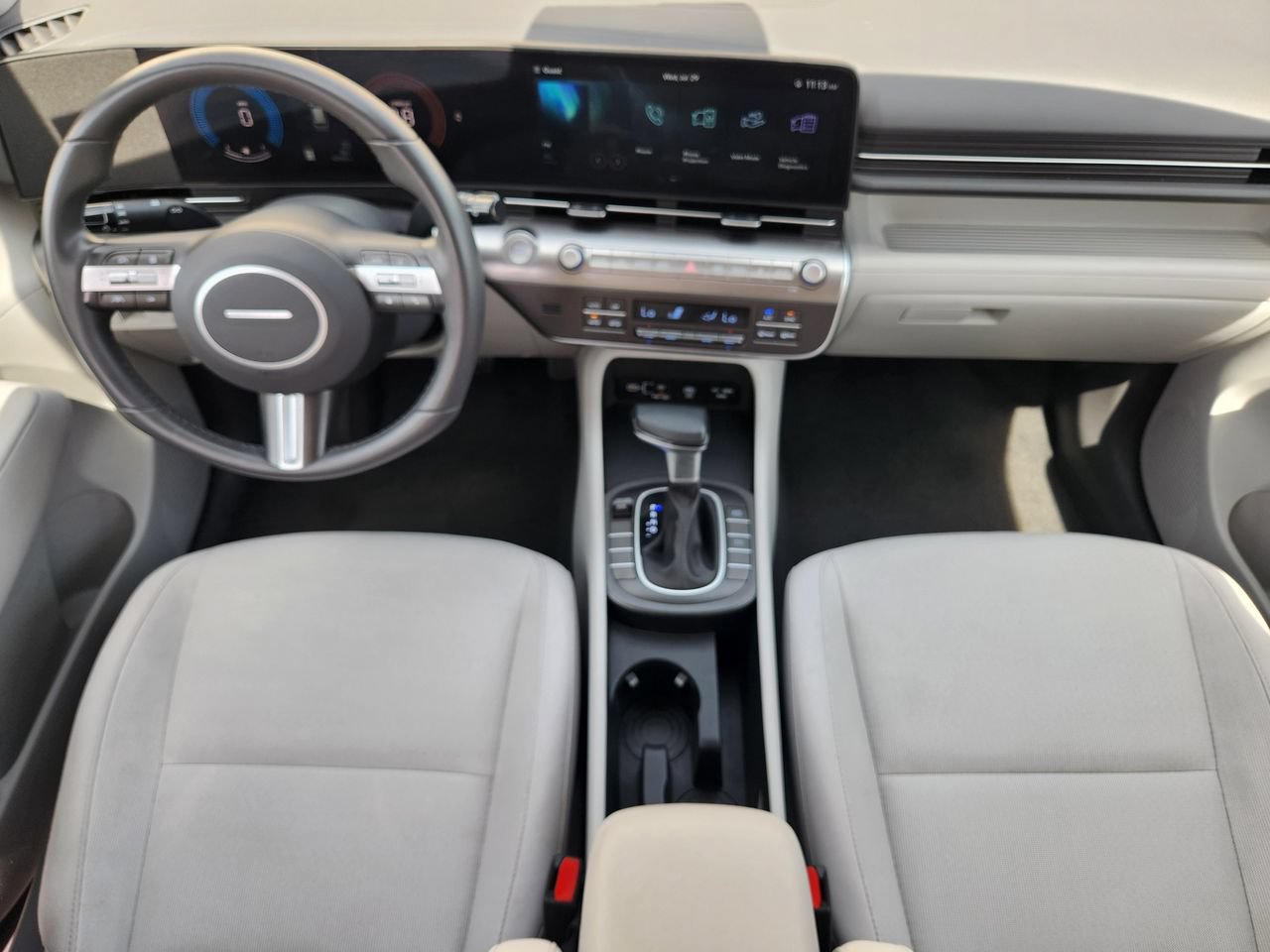 Used 2025 Hyundai Kona SEL FWD image 24