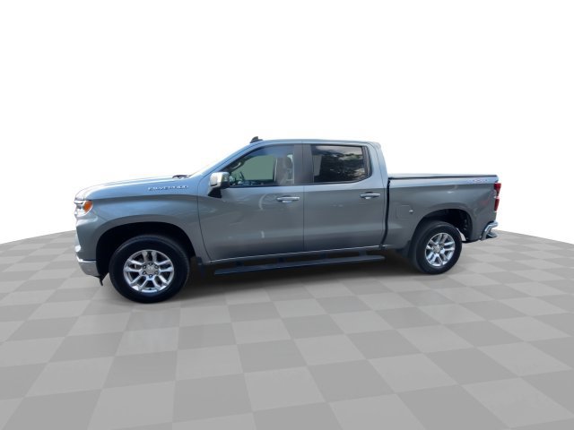 Used 2024 Chevrolet Silverado 1500 LT AWD/4WD image 7