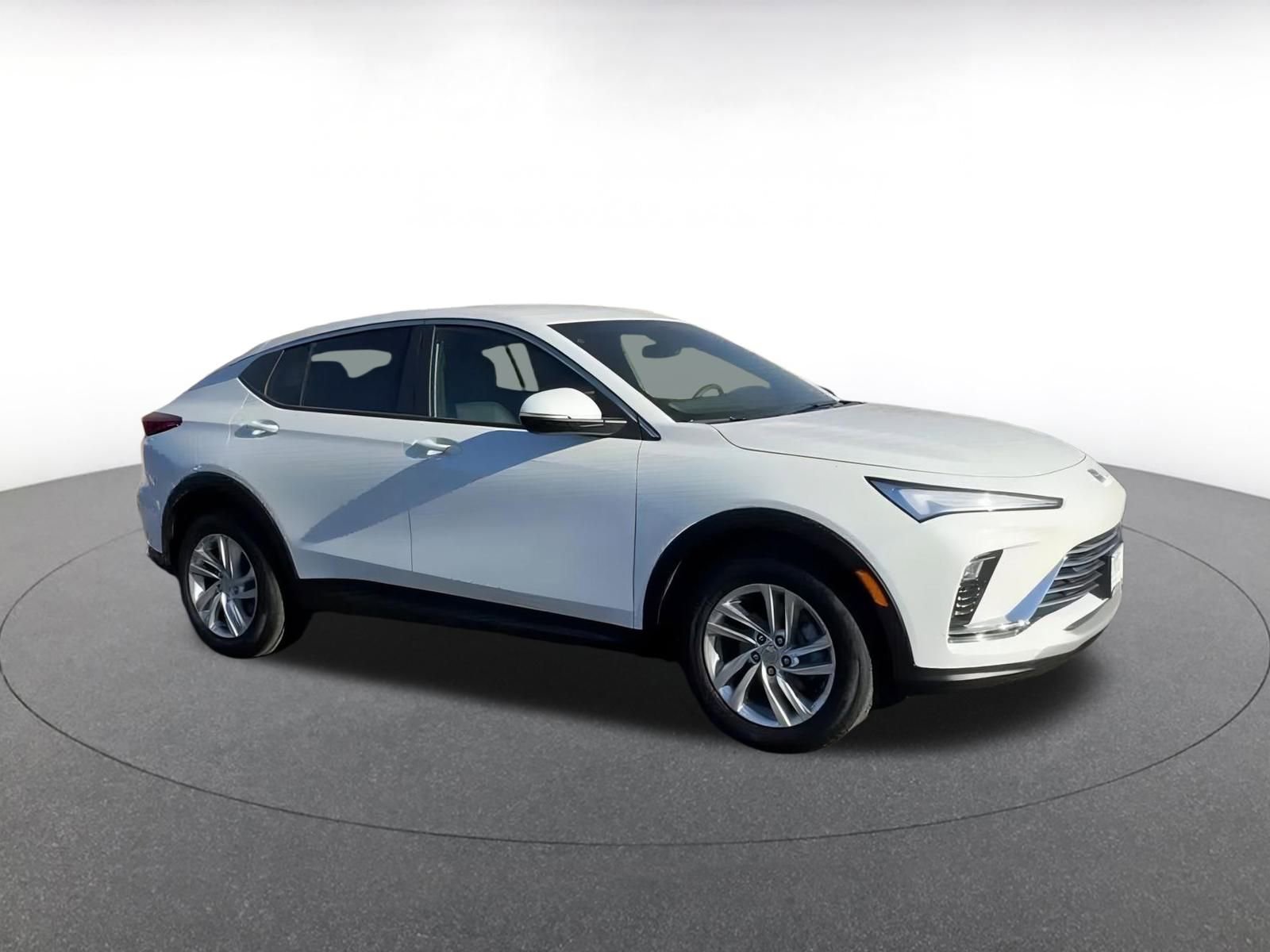 Used 2025 Buick Envista Preferred video 2