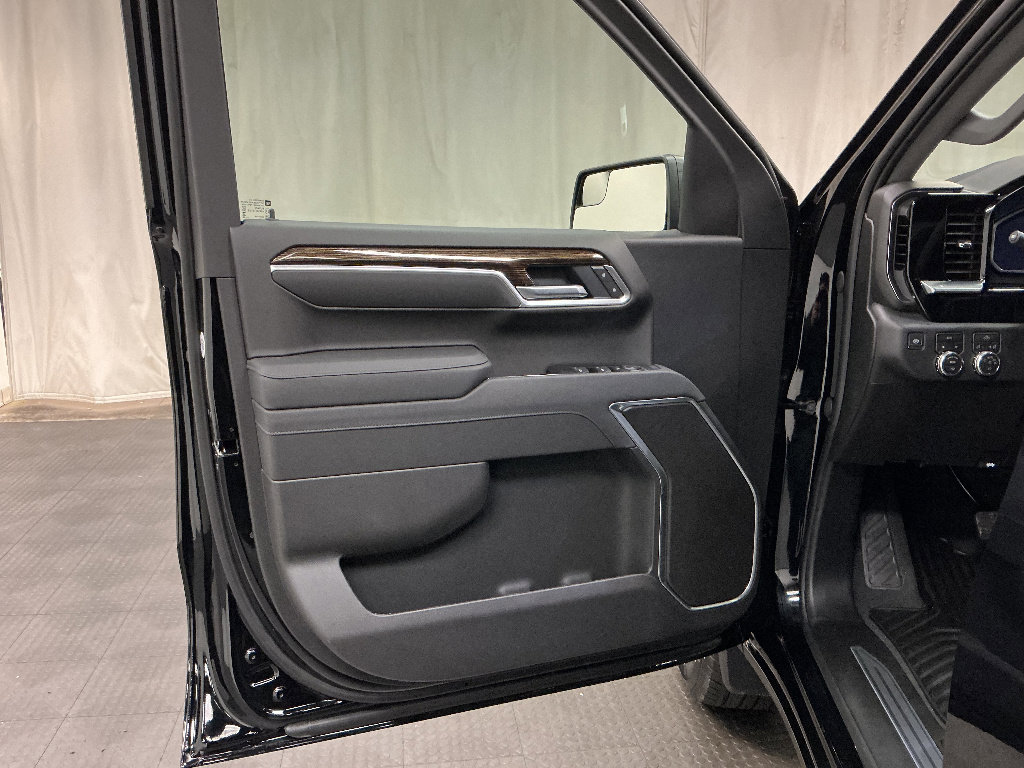 New 2026 GMC Sierra 1500 Elevation image 16