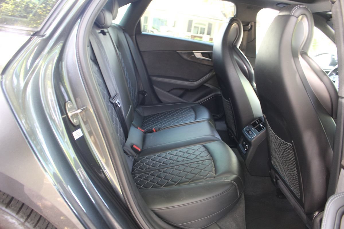 Used 2019 Audi S4 Premium Plus w/ Premium Plus Package AWD/4WD image 16