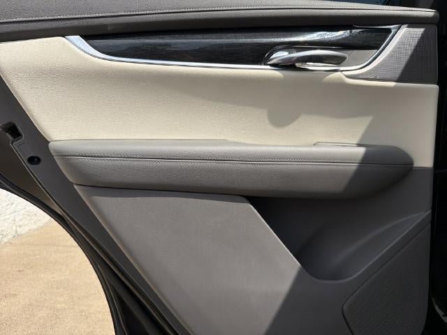 Used 2021 Cadillac XT6 Premium Luxury FWD image 22