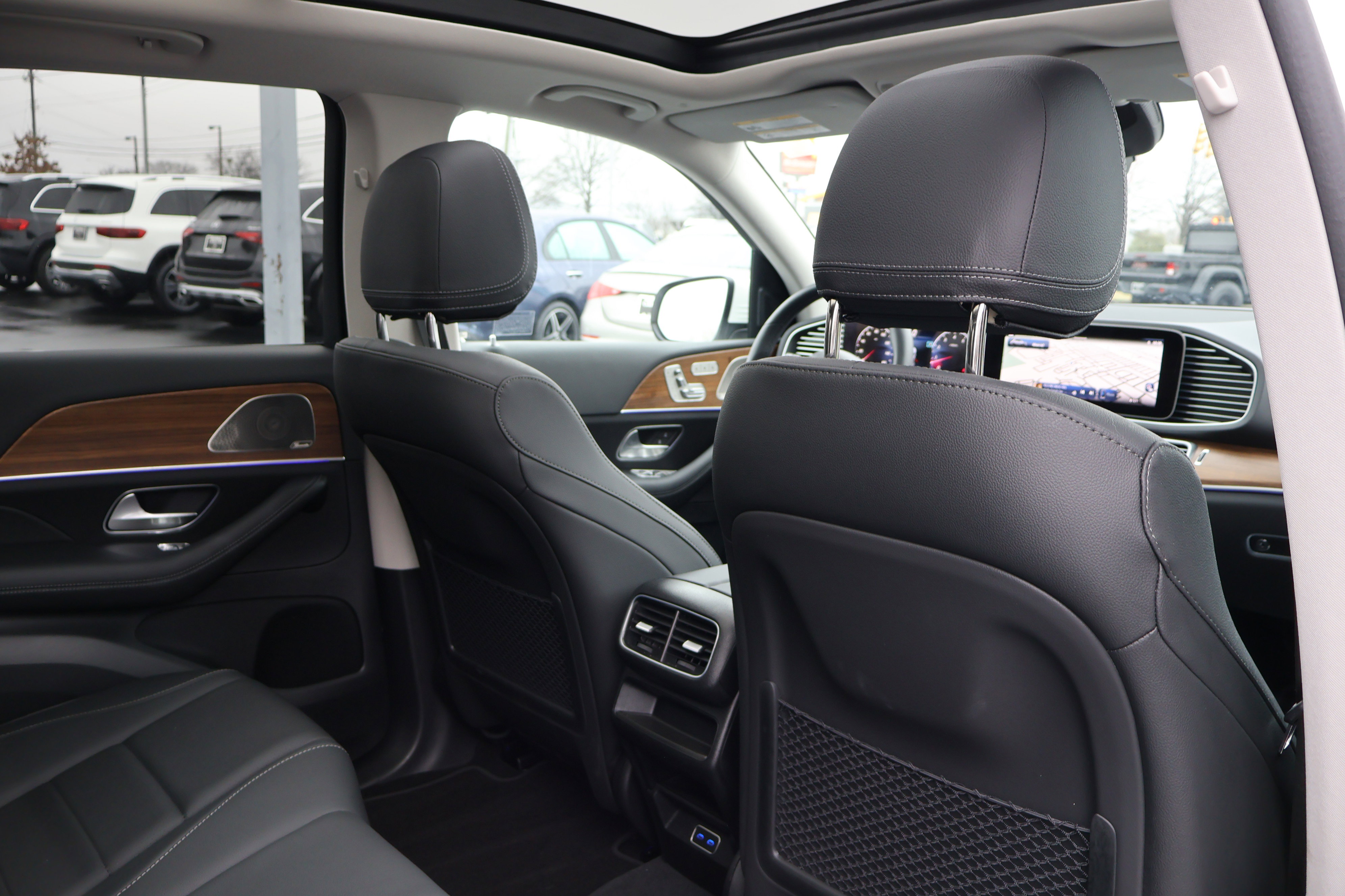 Used 2025 Mercedes-Benz GLE 350 4MATIC image 26