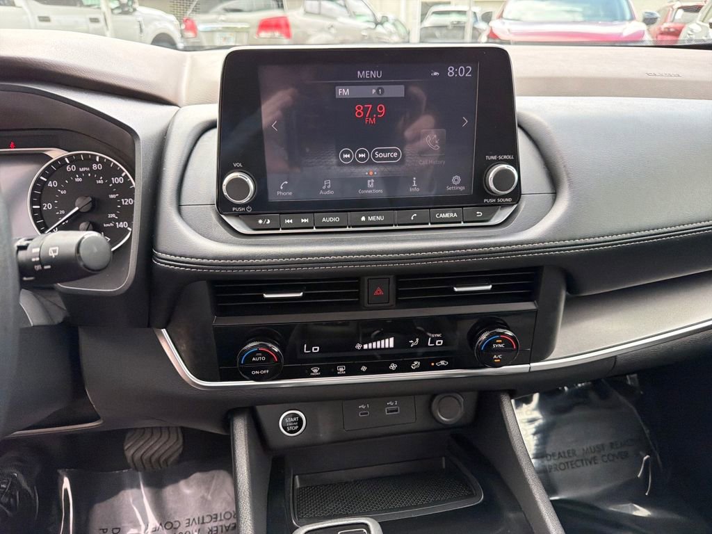 Certified 2023 Nissan Rogue SV FWD image 26
