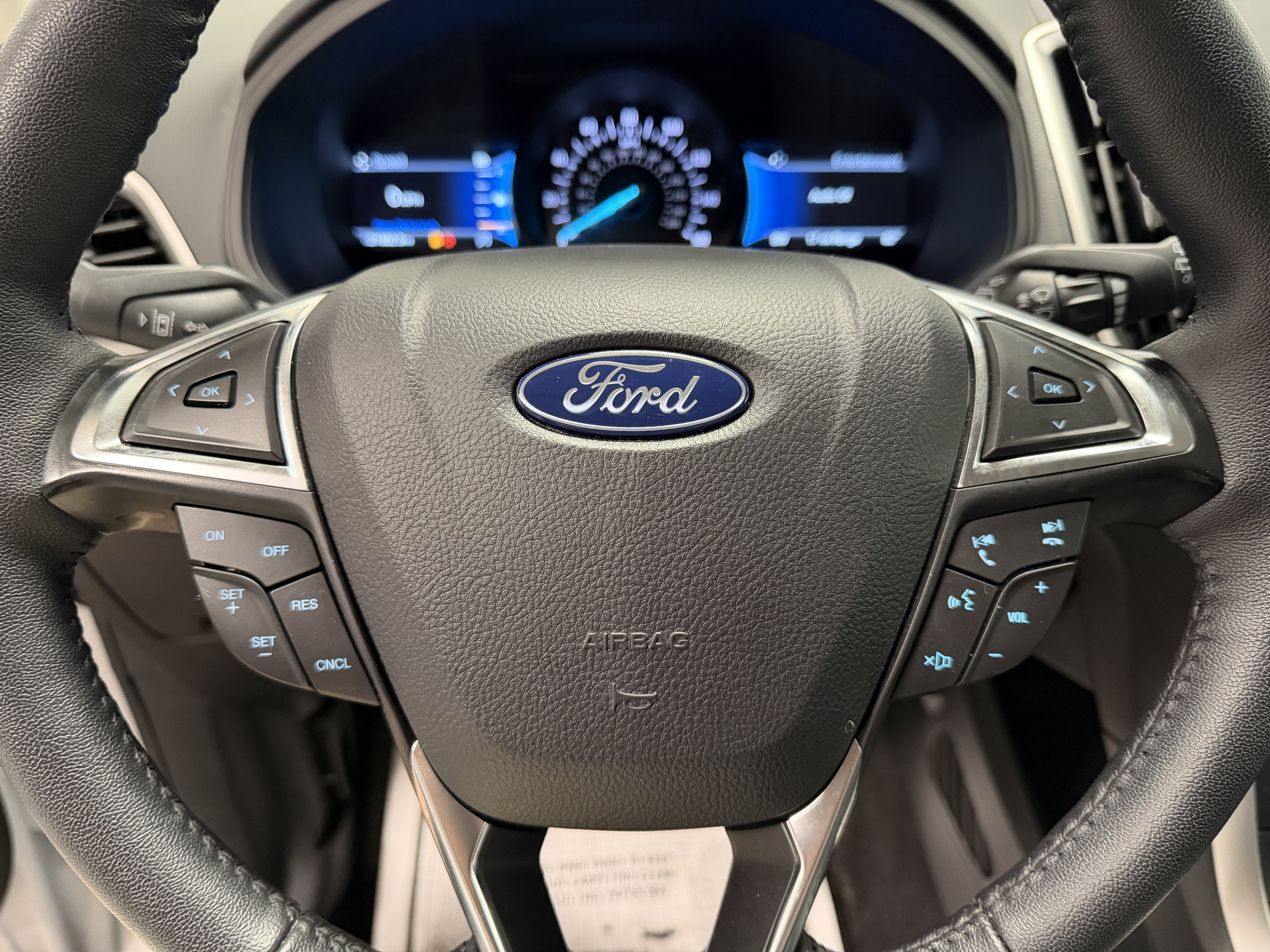 Used 2024 Ford Edge SEL w/ Convenience Package AWD/4WD image 13