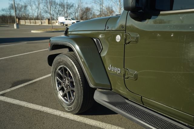 Used 2021 Jeep Gladiator Overland w/ LED Lighting Group image 35