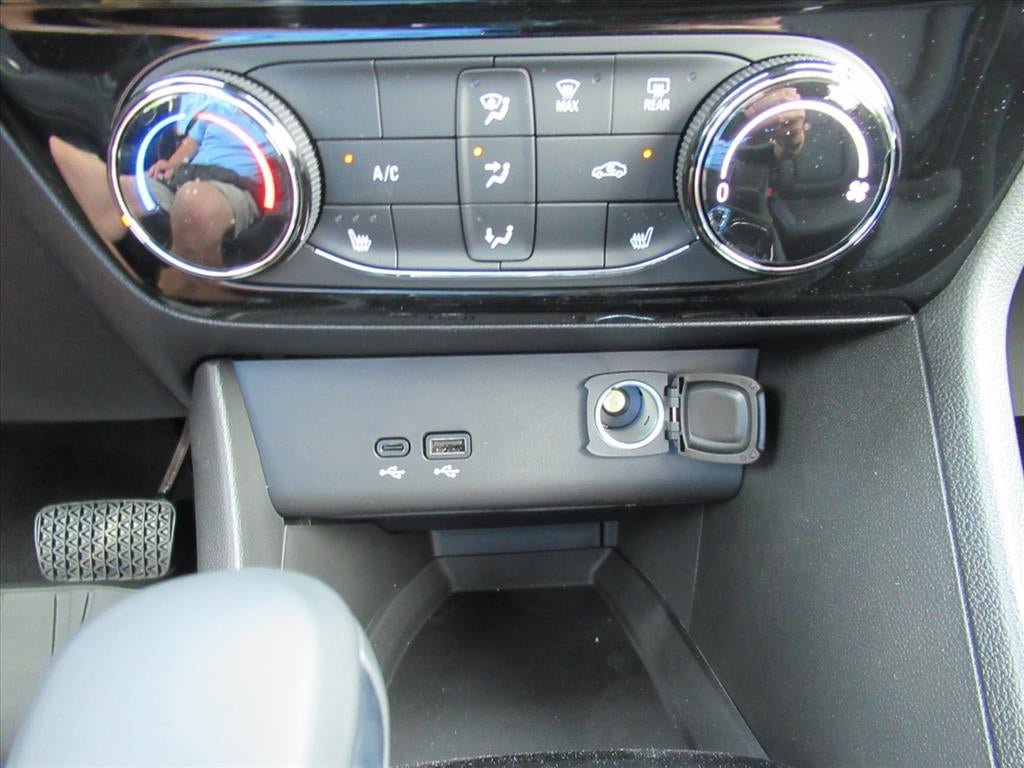 New 2026 Buick Encore GX Sport Touring w/ Comfort Package FWD image 24
