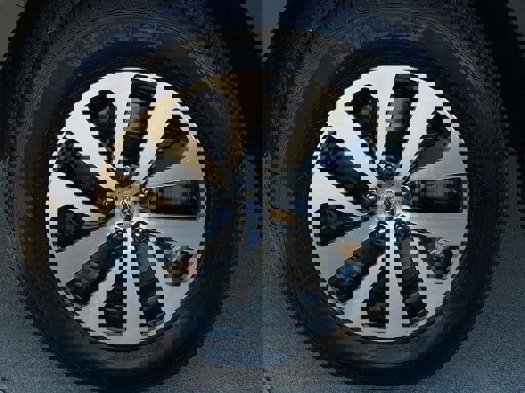 Used 2020 Subaru Outback Premium w/ Popular Package #1 image 8