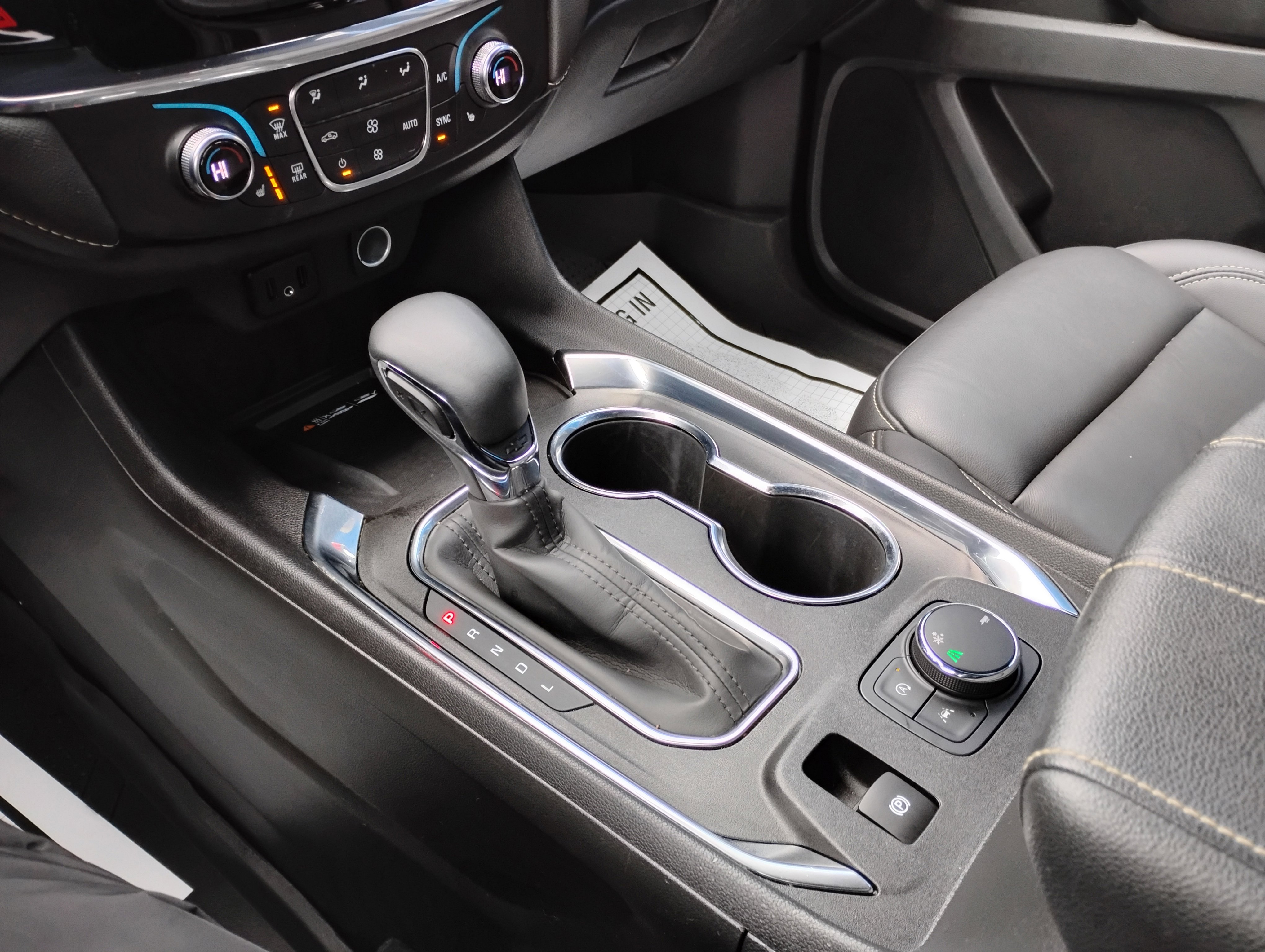 Used 2023 Chevrolet Traverse LT w/ LPO, Floor Liner Package image 13