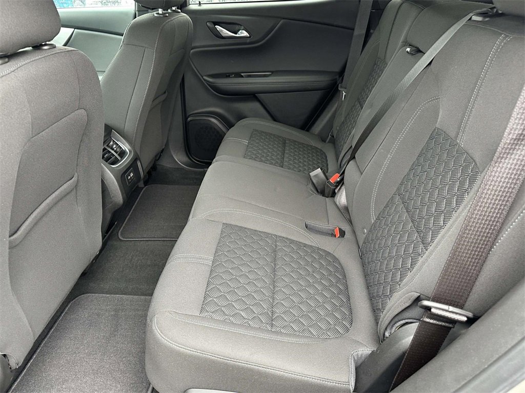 Used 2021 Chevrolet Blazer LT image 11