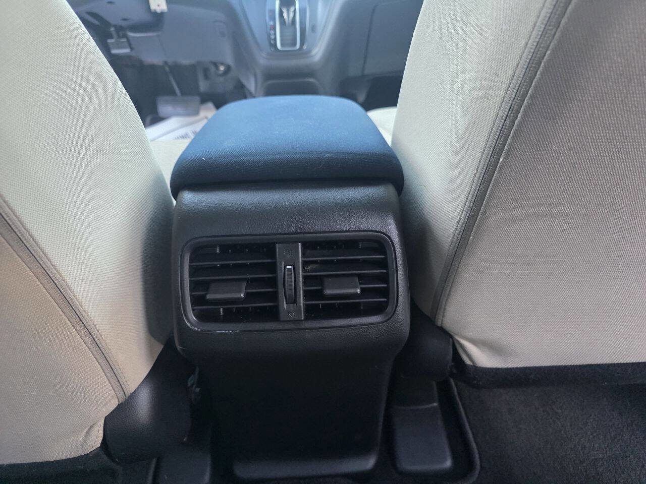 Used 2016 Honda CR-V SE image 11