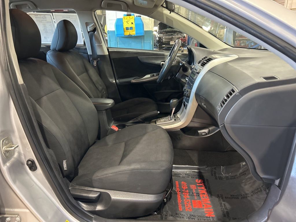 Used 2010 Toyota Corolla S FWD image 28