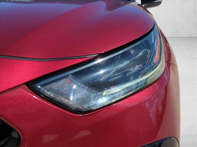 Used 2021 Toyota Highlander XSE FWD image 9