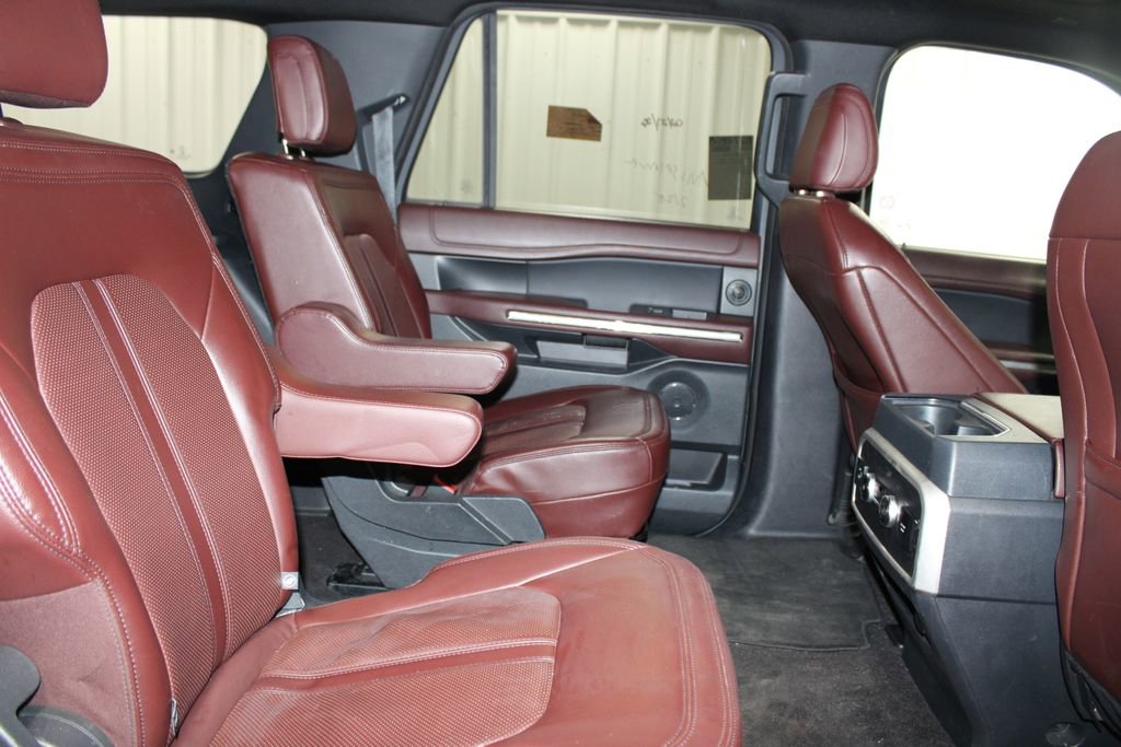 Used 2023 Ford Expedition Max Limited image 21