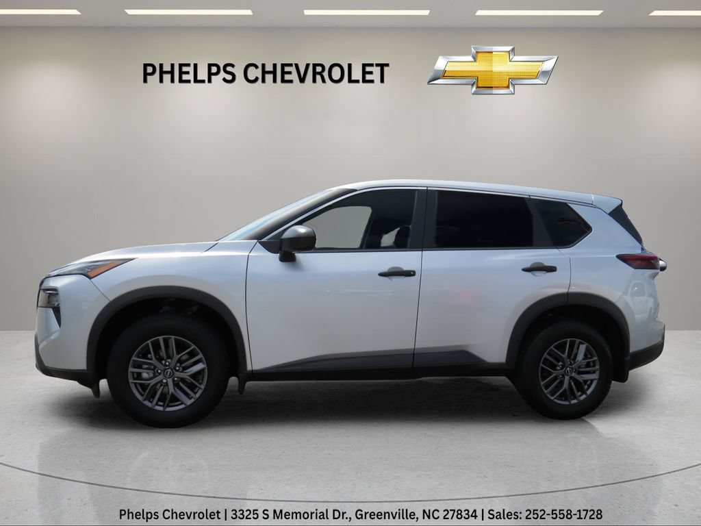 Used 2024 Nissan Rogue S FWD image 6