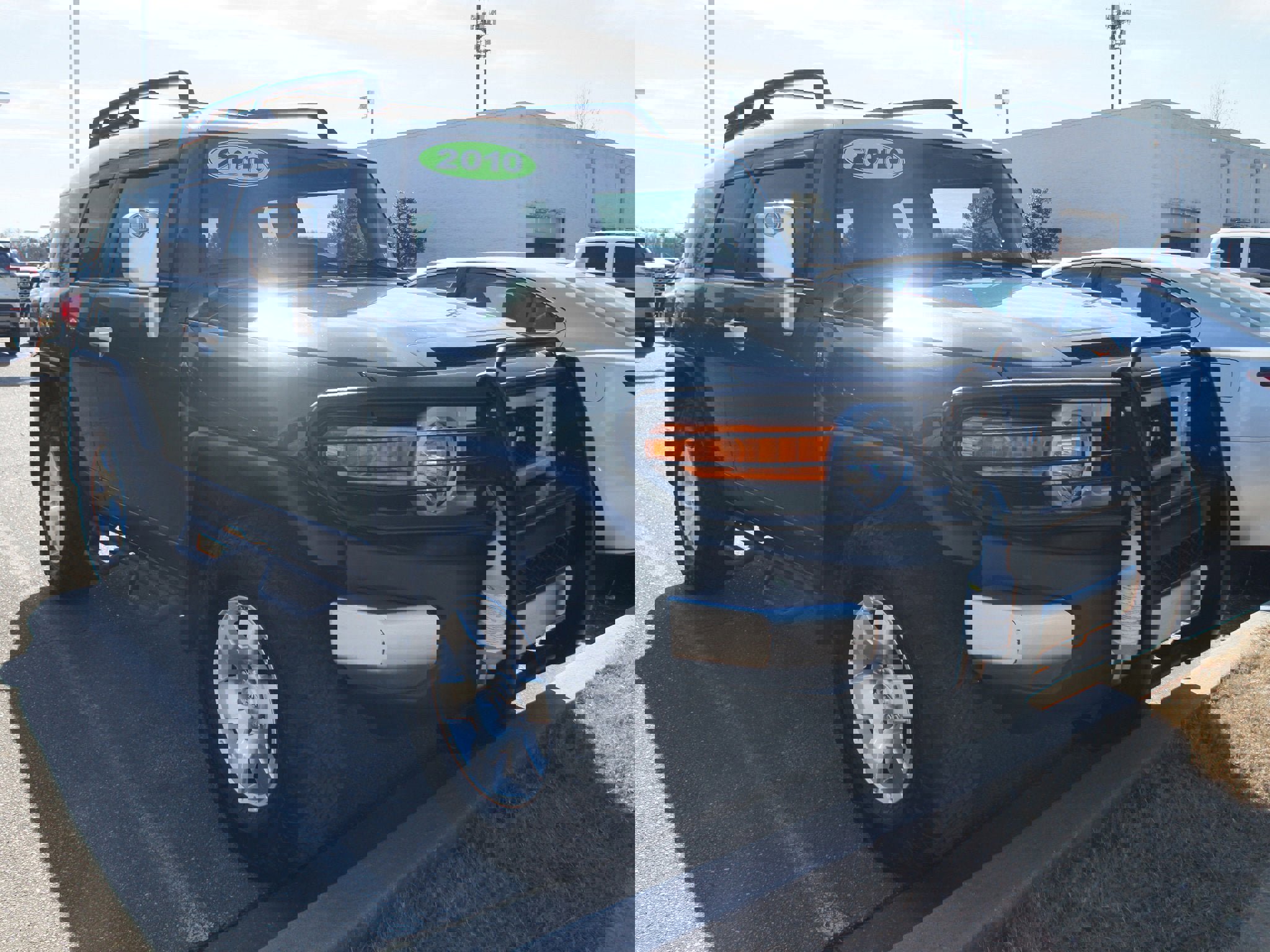 Used 2010 Toyota FJ Cruiser 4WD image 2