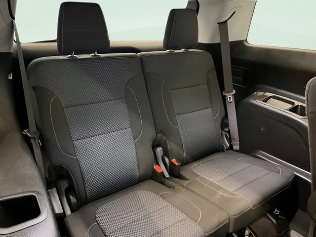 Certified 2023 GMC Acadia SLE w/ Driver Convenience Package AWD/4WD image 11
