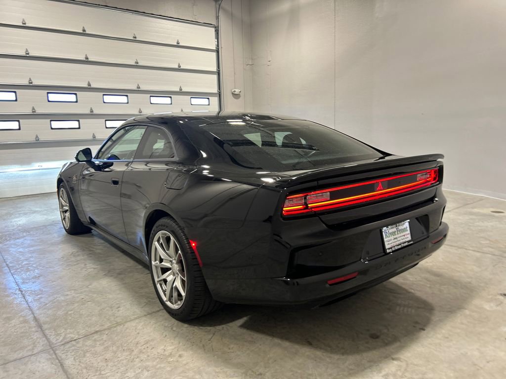 Used 2024 Dodge Charger Daytona Scat Pack w/ Plus Group AWD/4WD image 8