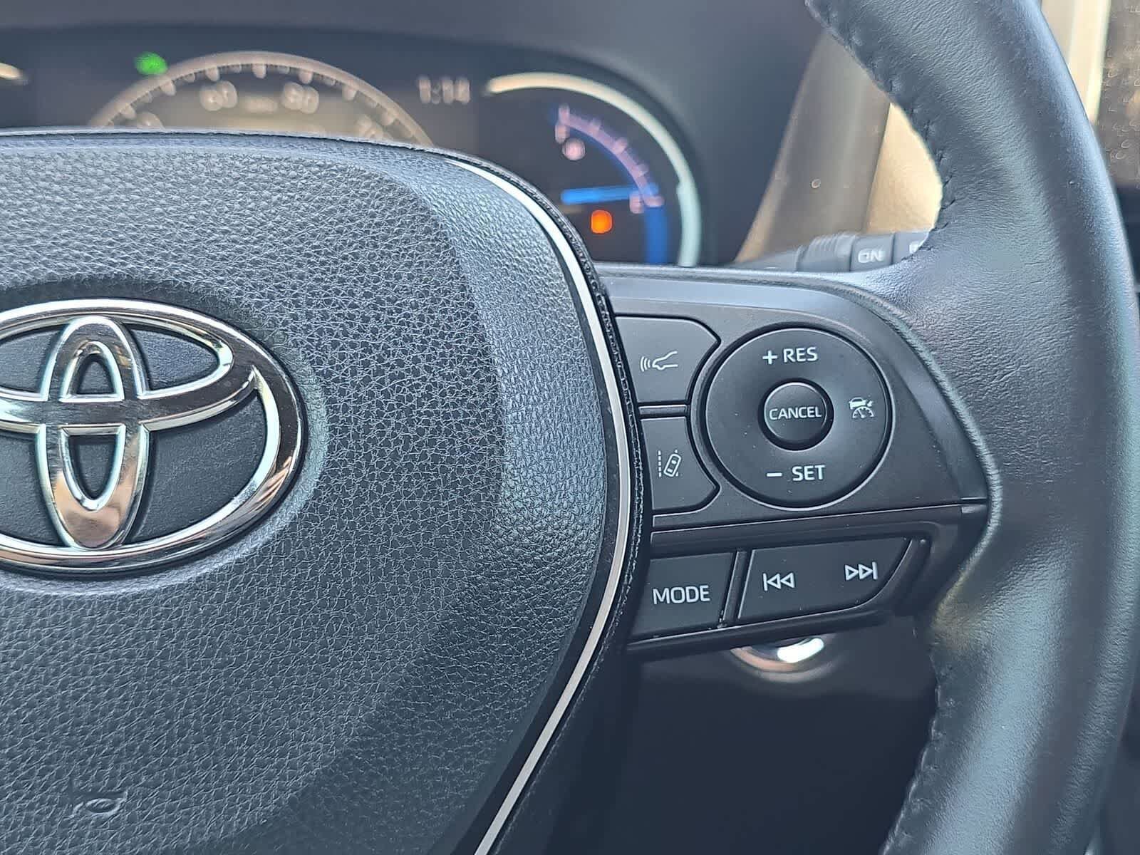 Used 2020 Toyota RAV4 XSE AWD/4WD image 29