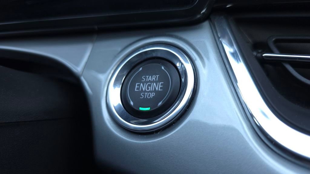 Used 2025 Chevrolet Trax LT w/ LT Convenience Package image 34