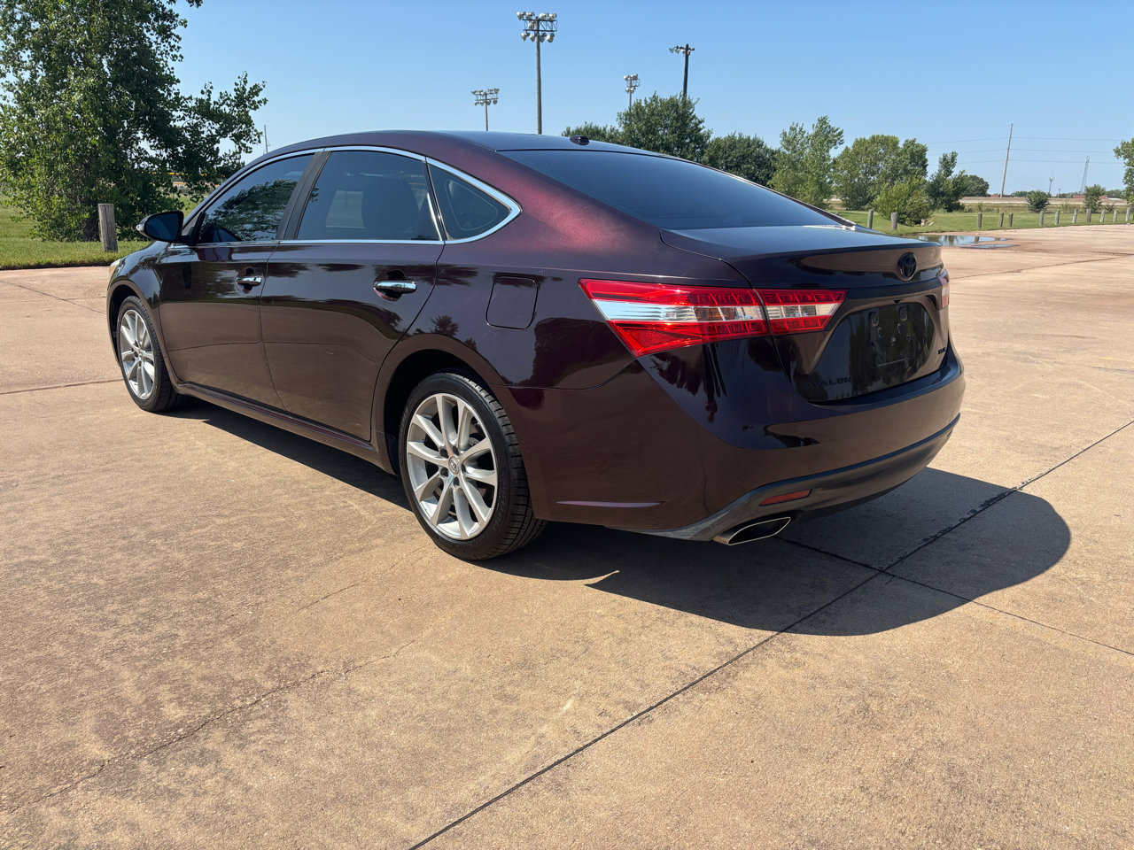 Used 2014 Toyota Avalon XLE Premium image 6