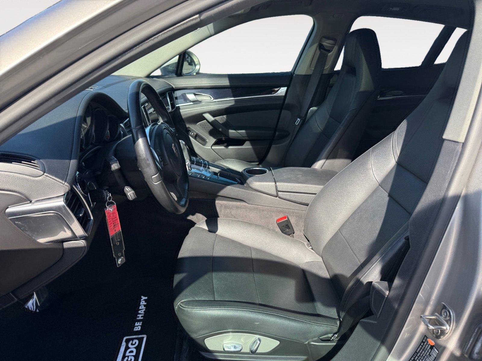 Used 2012 Porsche Panamera 4 image 10