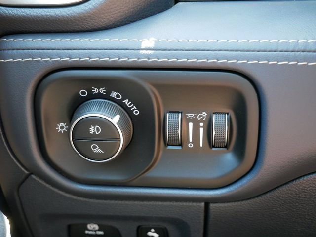 Used 2019 RAM 1500 Limited AWD/4WD image 26