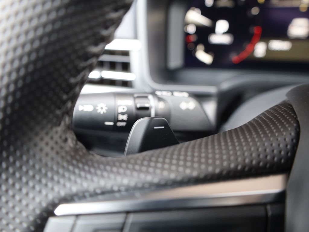 New 2025 Mitsubishi Outlander SE image 56