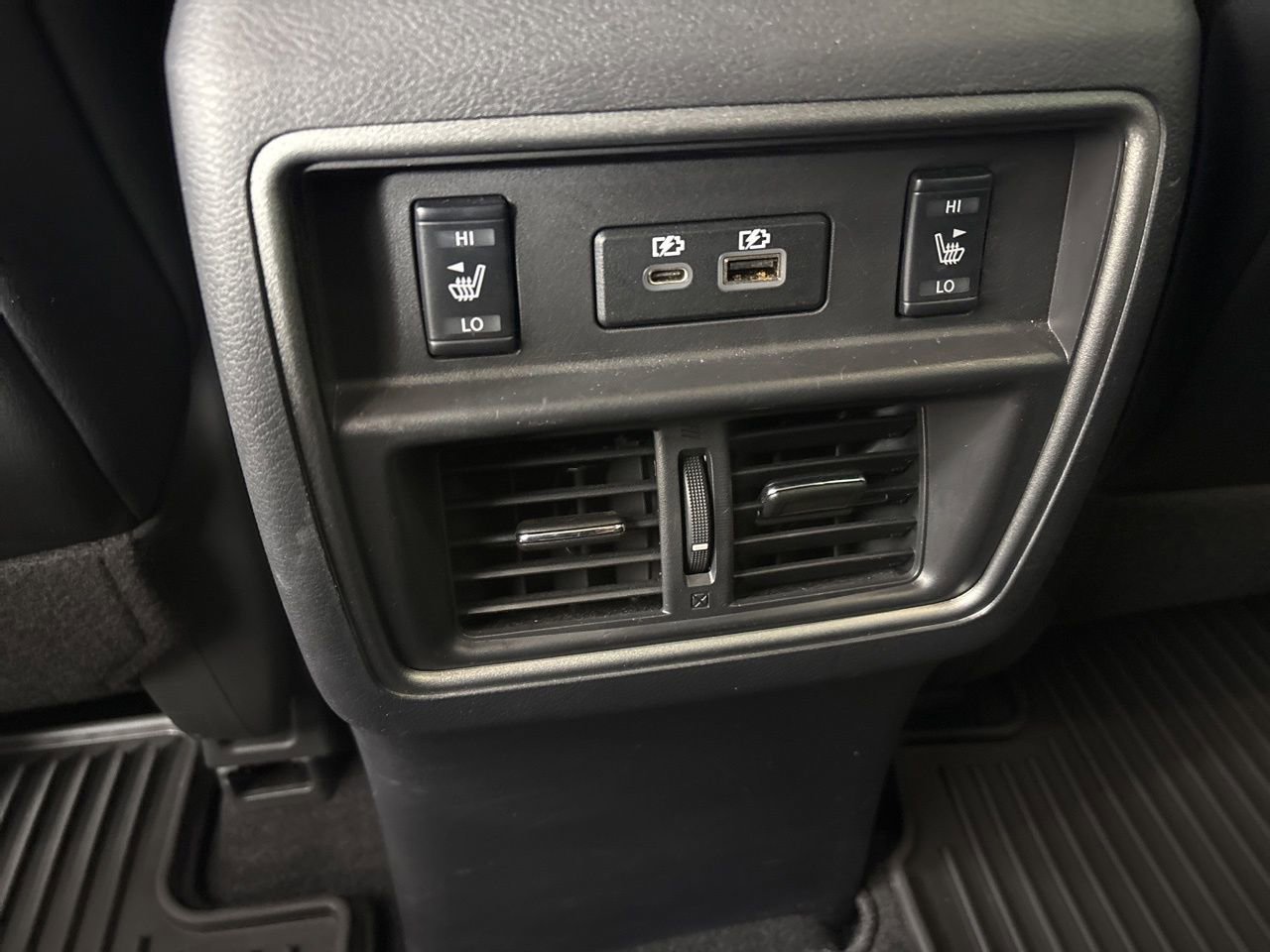 Used 2023 Nissan Murano SL w/ SL Moonroof Package image 24