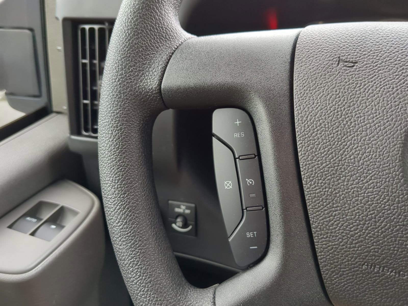 New 2025 GMC Savana 4500 w/ Power Convenience Package image 14