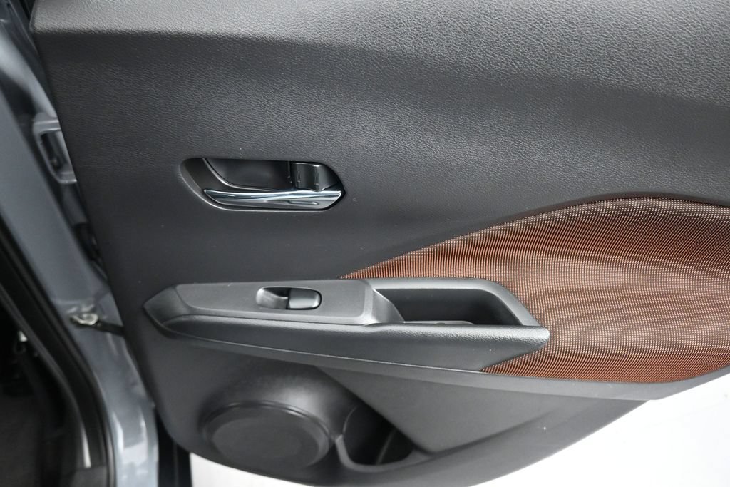 Used 2023 Nissan Kicks SR FWD image 35