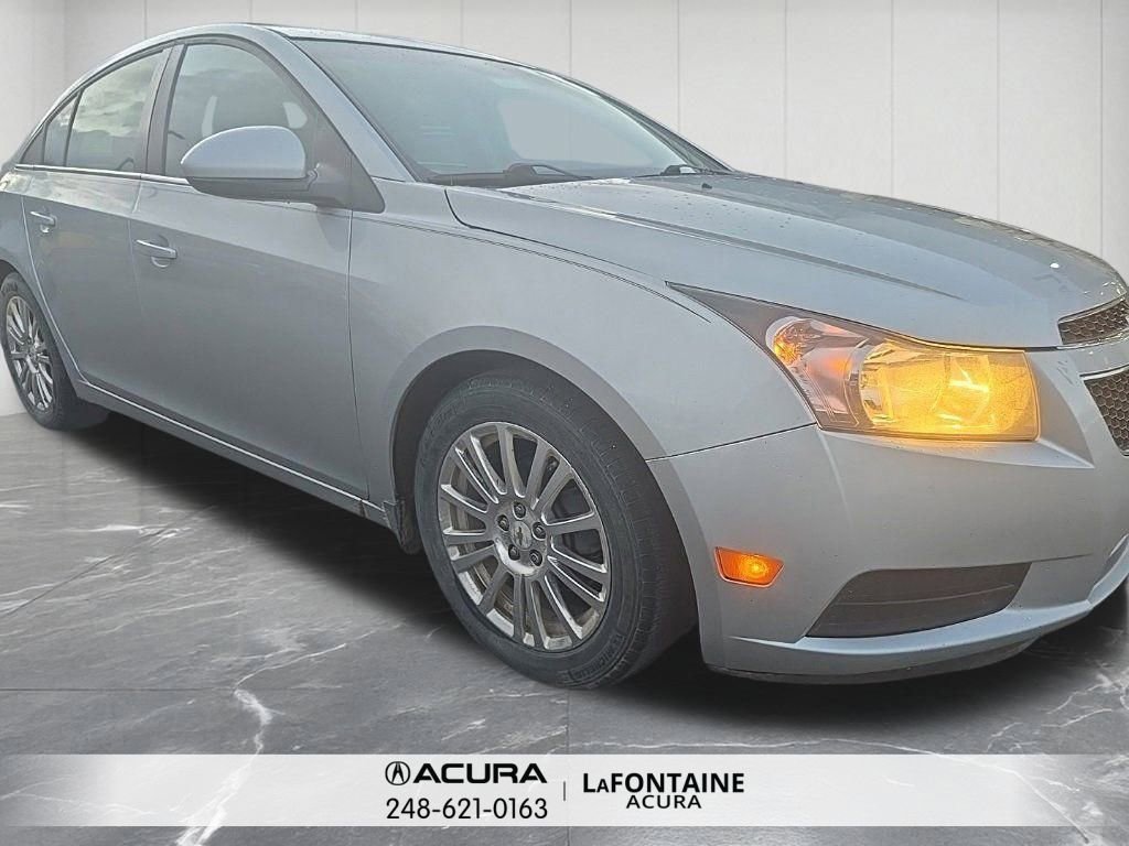 Used 2011 Chevrolet Cruze Eco image 3