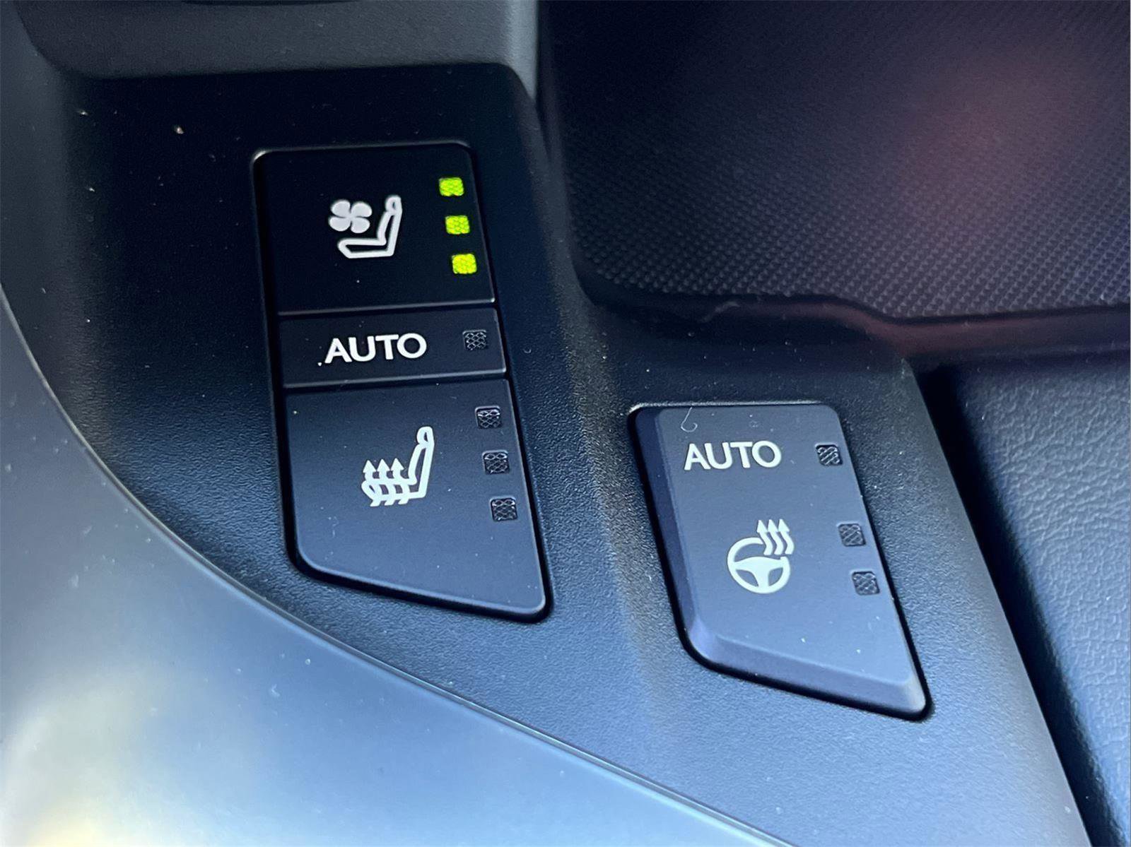 New 2026 Lexus LX 700h Luxury image 24