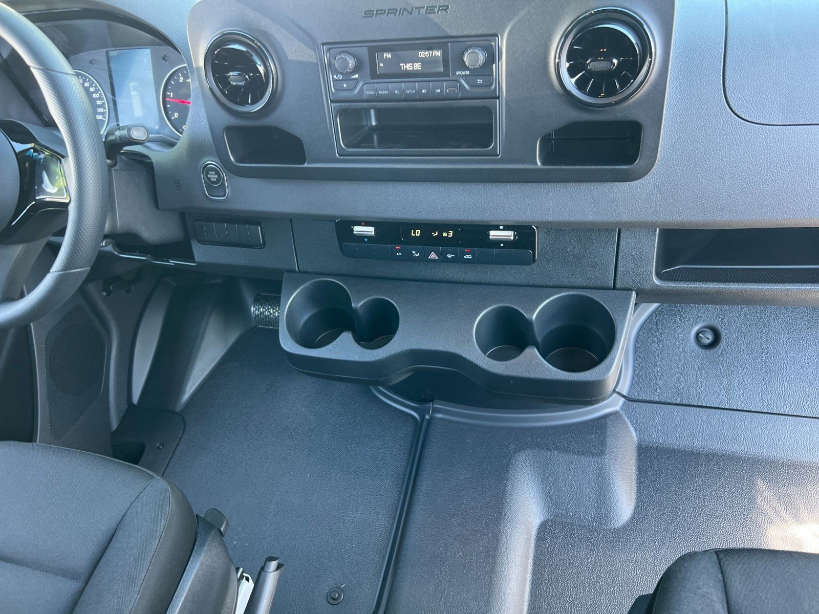 New 2025 Mercedes-Benz Sprinter 2500 image 10