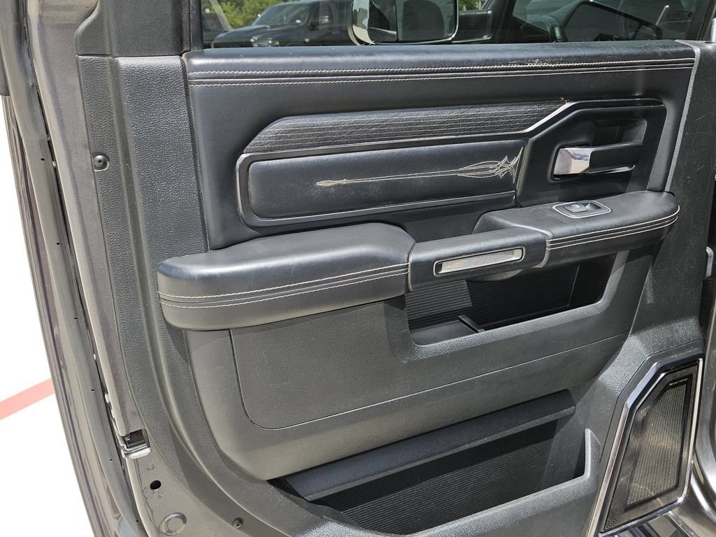 Used 2022 RAM 3500 Limited AWD/4WD image 37