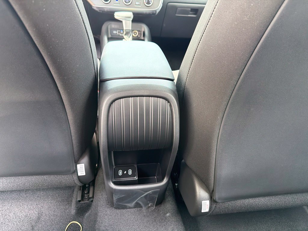 New 2027 Hyundai Kona SE AWD/4WD image 16