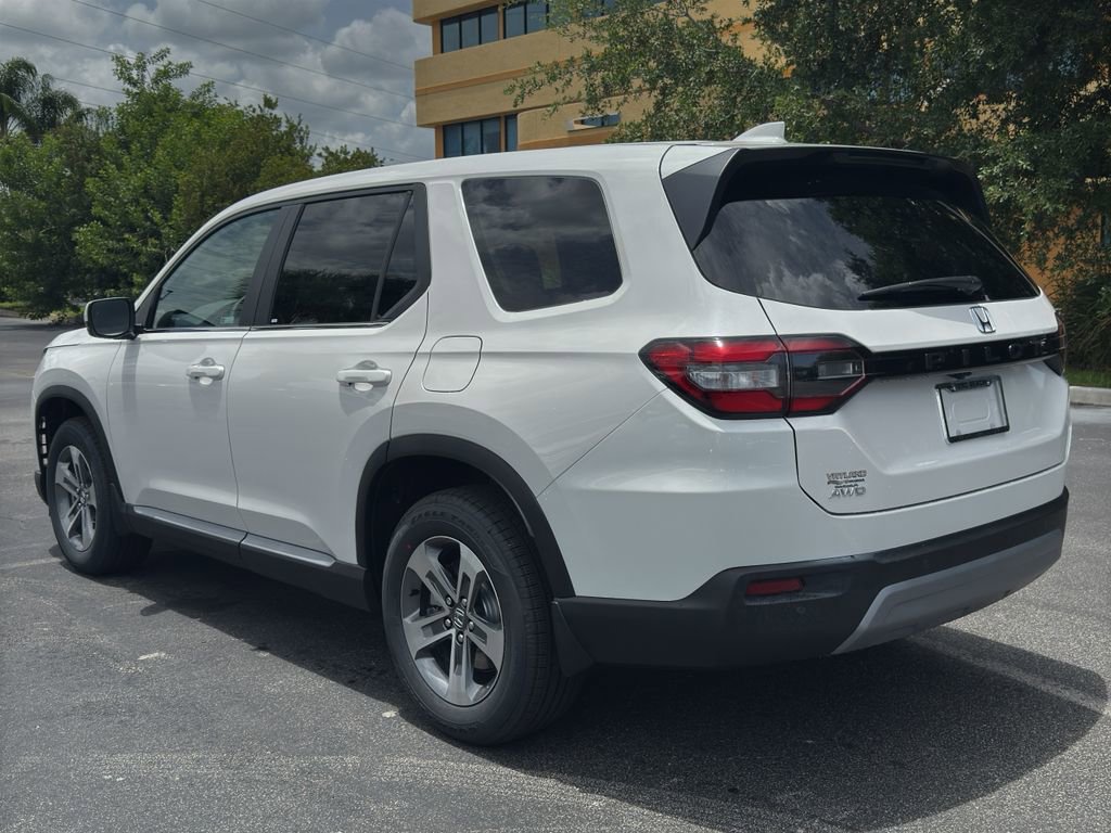 New 2025 Honda Pilot EX-L image 8