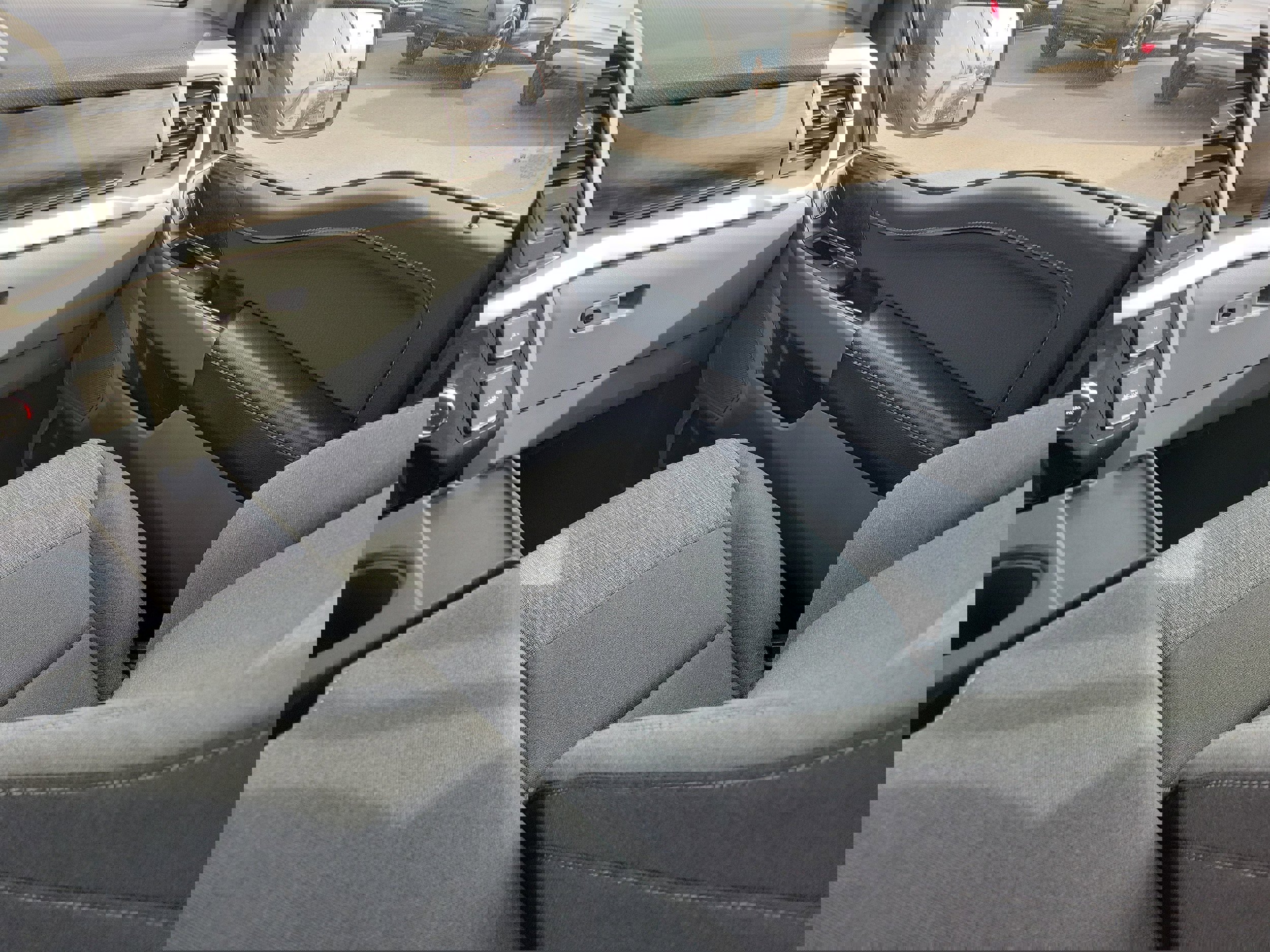 Used 2022 Ford F150 XLT w/ Equipment Group 302A High image 15